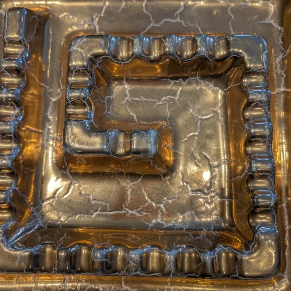 1960's Lester Bertsch Ashtray With 22K Gold Glaze Finish - Picture 5 of 11